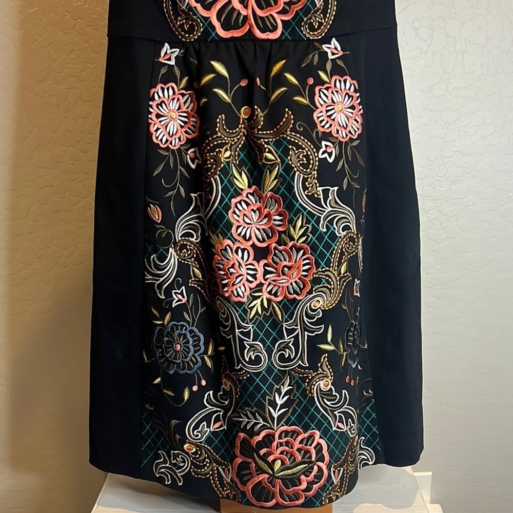 Anthropologie Moulinette Souers Black Floral Embroidered Dress size 4 - Picture 5 of 11